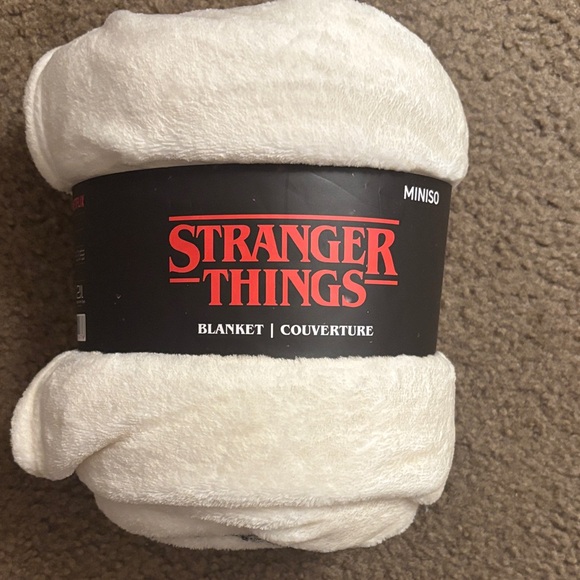Other - Stranger Things White Blanket